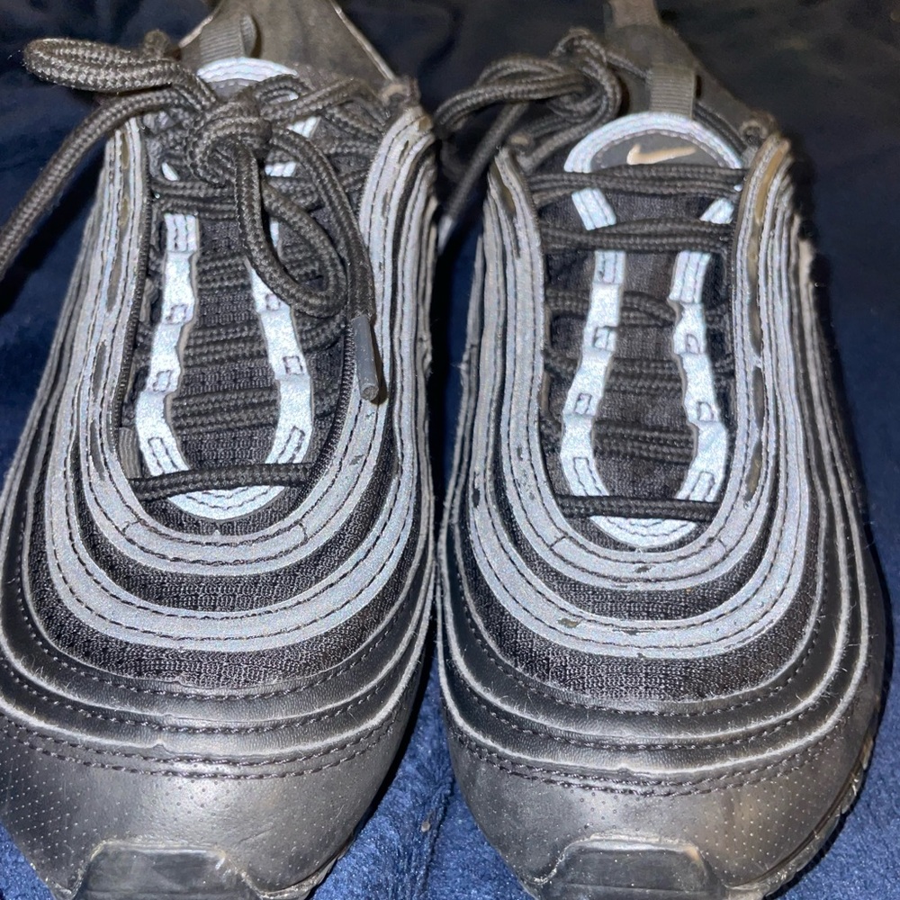 Air max 97 all black size 4 in boys